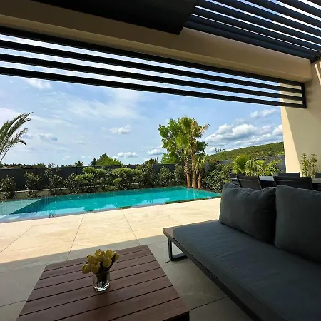 Magnifique Contemporaine וילה