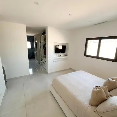 Magnifique Contemporaine