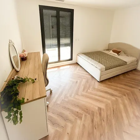 Magnifique Contemporaine וילה