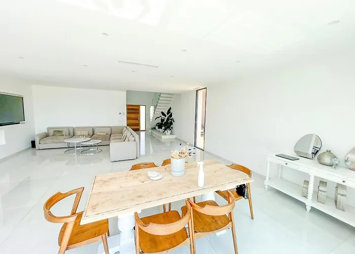 Villa Magnifique Contemporaine Montarnaud
