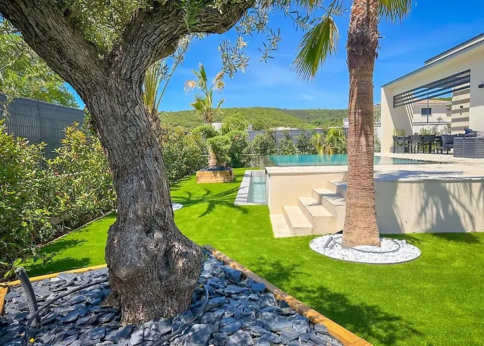Magnifique Contemporaine Villa Montarnaud