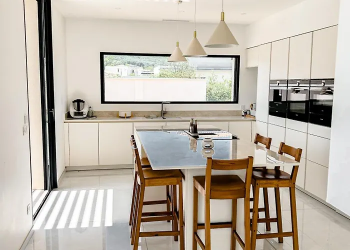 Magnifique Contemporaine